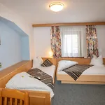 Untermetzger 3*