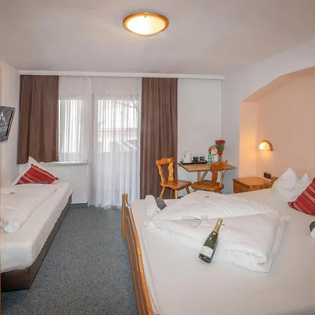 Szálloda Untermetzger 3*